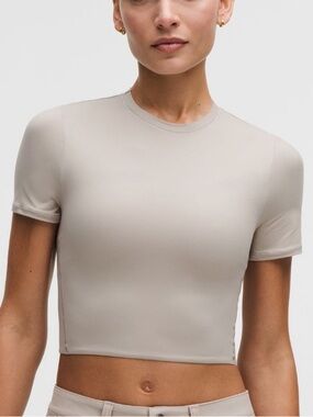 Lululemon Wundermost Short Sleeve Crop Top - Light Cream - SIZE SMALL
